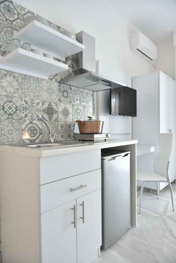 Ilion Luxury Apartments Asproválta Eksteriør billede